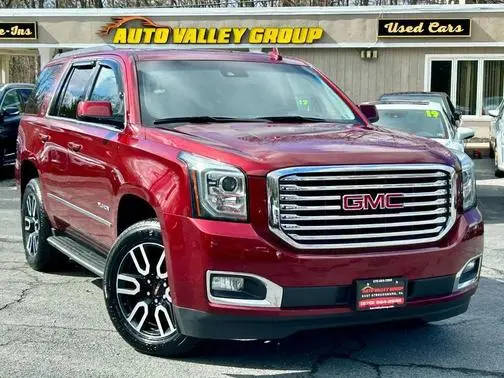 2017 GMC Yukon SLT 4WD photo