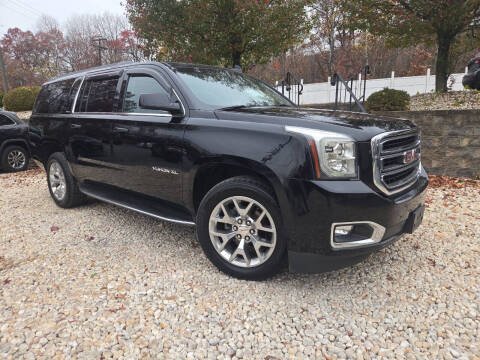 2017 GMC Yukon XL SLE 4WD photo