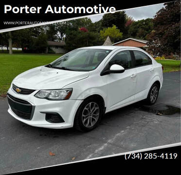 2017 Chevrolet Sonic LS FWD photo