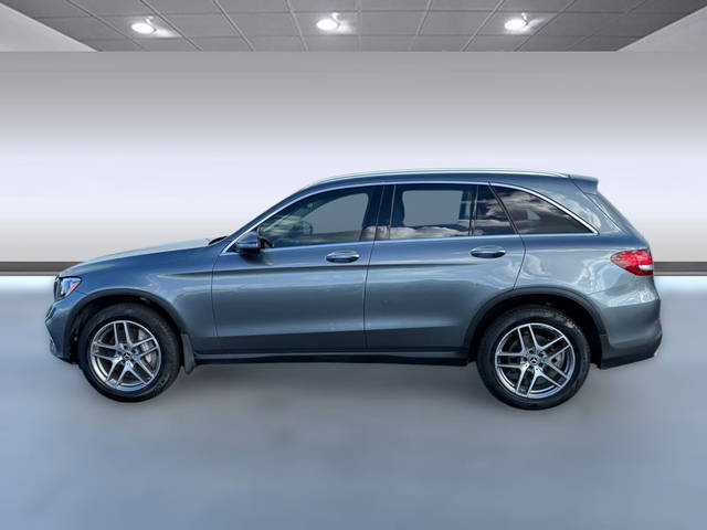 2017 Mercedes-Benz GLC-Class GLC 300 RWD photo