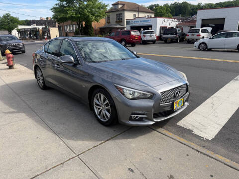 2017 Infiniti Q50 3.0t Premium AWD photo