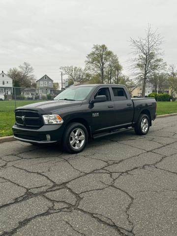 2017 Ram 1500 Express 4WD photo