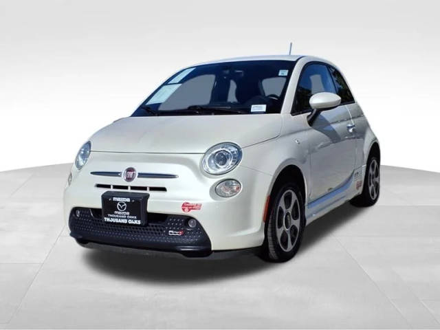 2017 FIAT 500e  FWD photo