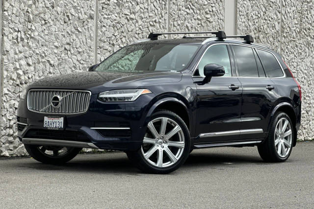 2017 Volvo XC90 Inscription AWD photo