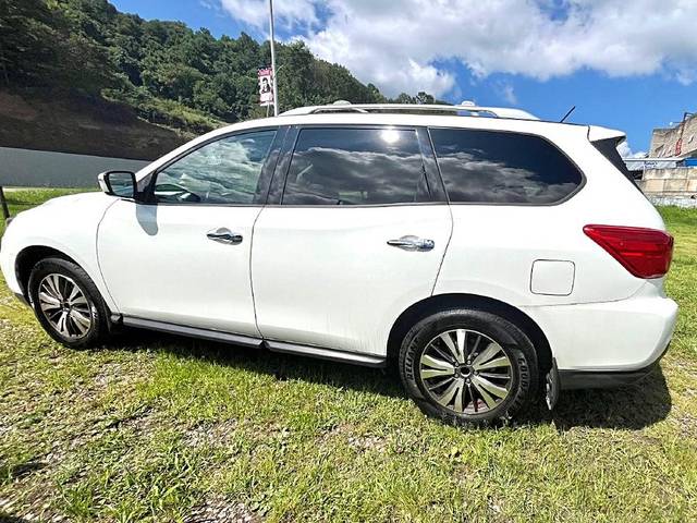 2017 Nissan Pathfinder S FWD photo