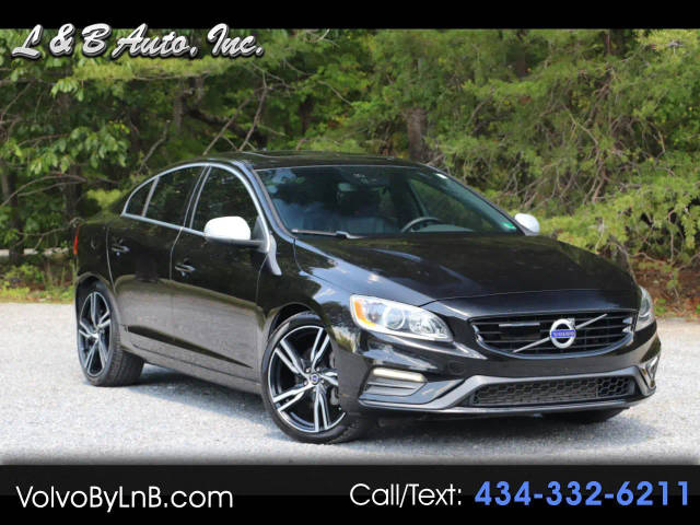 2017 Volvo S60 R-Design Platinum AWD photo