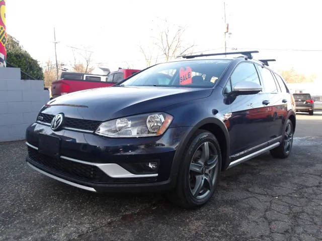 2017 Volkswagen Golf Alltrack S AWD photo