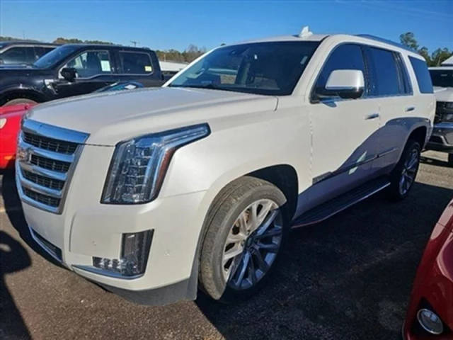 2017 Cadillac Escalade Luxury RWD photo