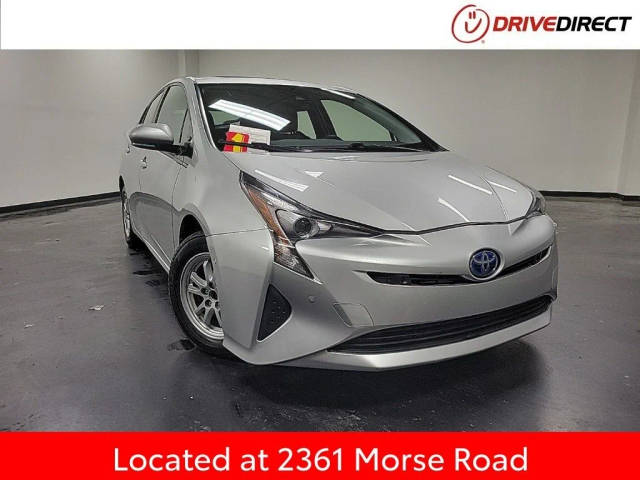 2017 Toyota Prius Three FWD photo