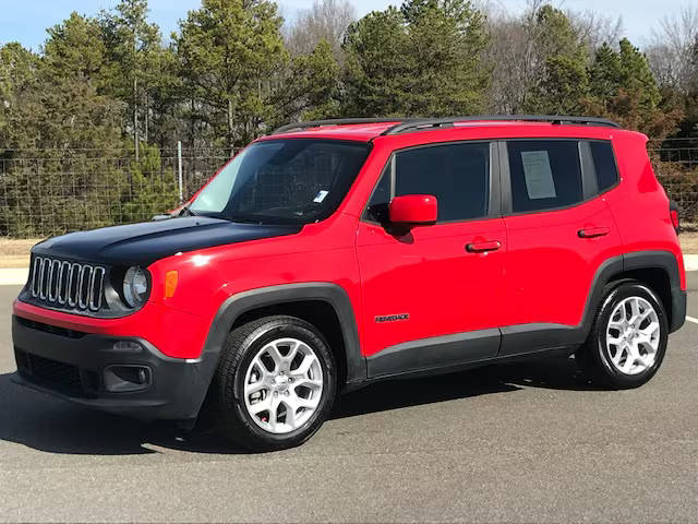 2017 Jeep Renegade Latitude FWD photo