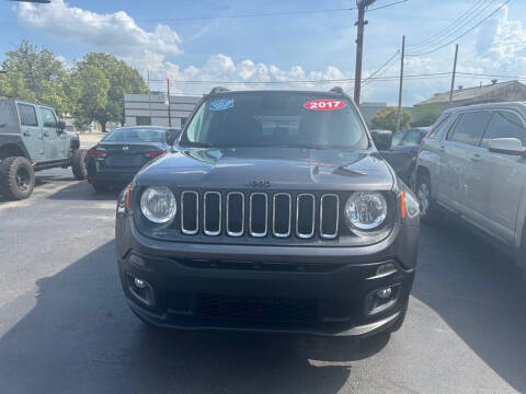 2017 Jeep Renegade Latitude 4WD photo
