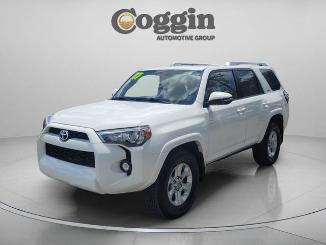 2017 Toyota 4Runner SR5 RWD photo