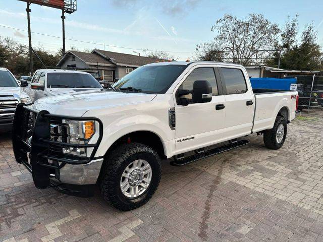 2017 Ford F-350 Super Duty XL 4WD photo