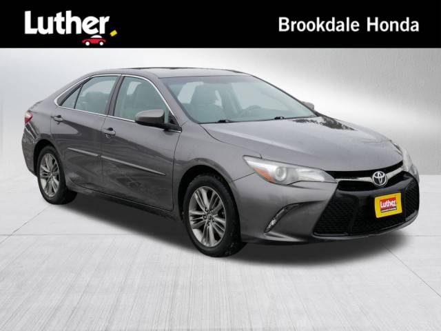 2017 Toyota Camry SE FWD photo