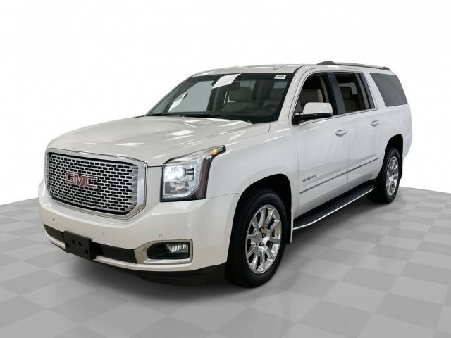 2017 GMC Yukon XL Denali 4WD photo