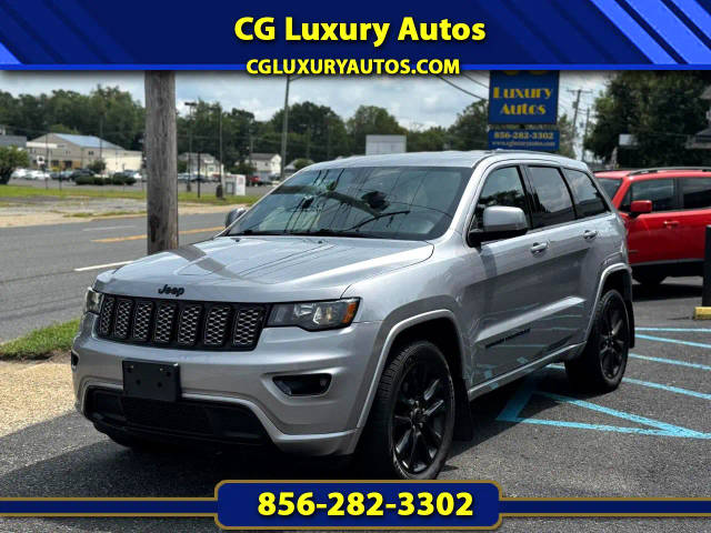 2017 Jeep Grand Cherokee Altitude 4WD photo