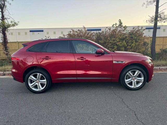 2018 Jaguar F-Pace 35t R-Sport AWD photo