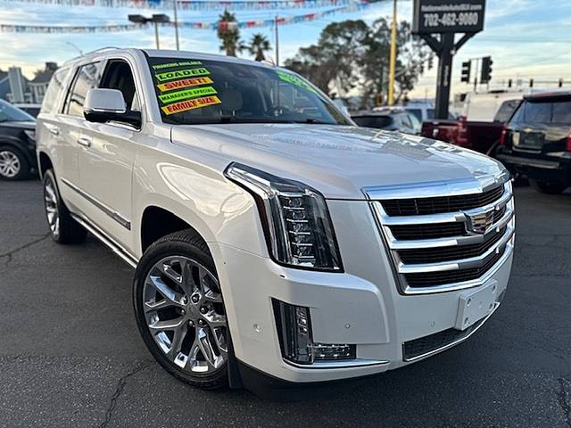 2017 Cadillac Escalade Premium Luxury RWD photo