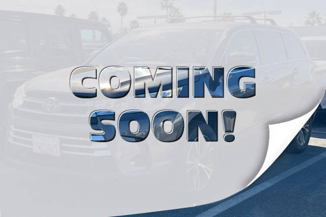 2017 Toyota Highlander LE FWD photo