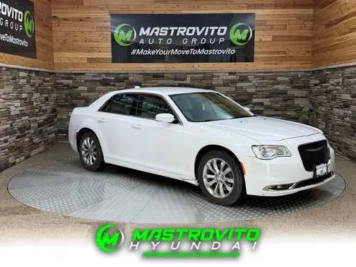 2017 Chrysler 300 Limited AWD photo