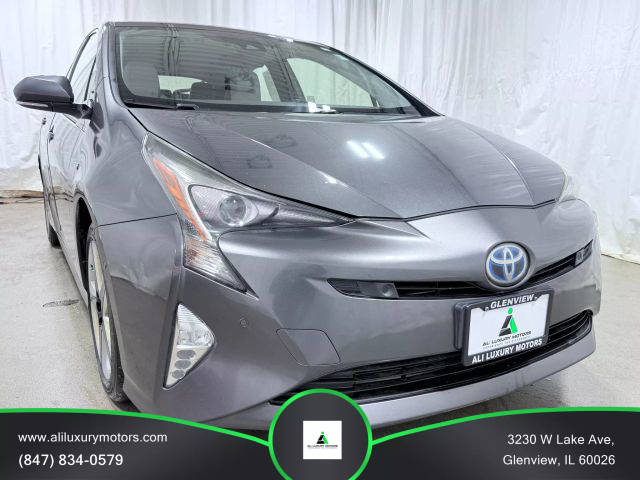 2017 Toyota Prius Three Touring FWD photo