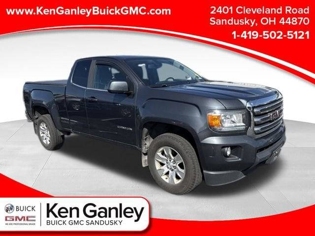 2017 GMC Canyon 4WD SLE 4WD photo