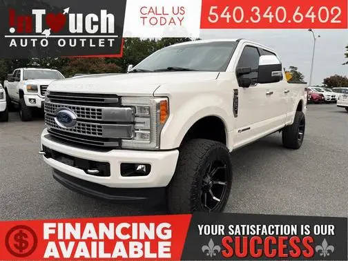 2017 Ford F-250 Super Duty Platinum 4WD photo