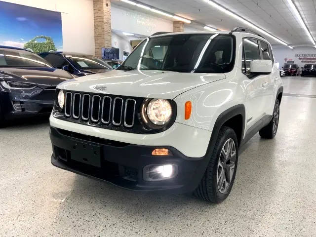 2017 Jeep Renegade Latitude 4WD photo