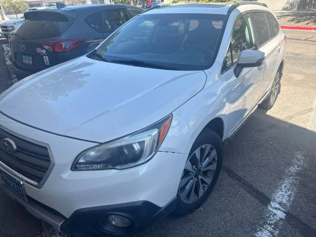 2017 Subaru Outback Touring AWD photo