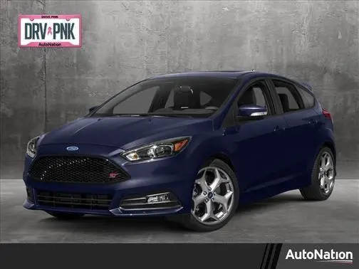 2017 Ford Focus ST FWD photo