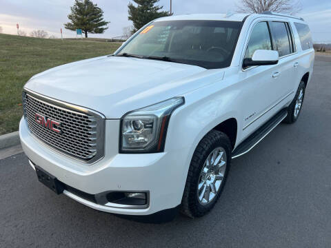 2017 GMC Yukon XL Denali 4WD photo