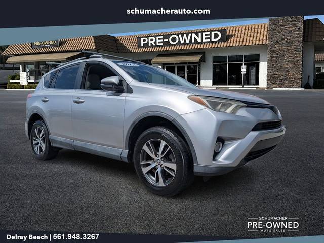 2017 Toyota RAV4 XLE FWD photo
