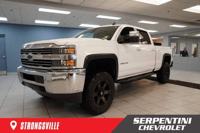 2016 Chevrolet Silverado 2500HD LT 4WD photo