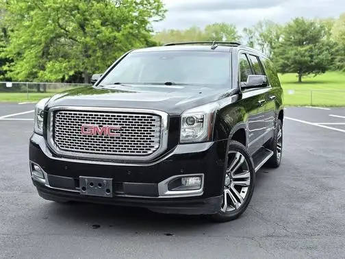 2017 GMC Yukon XL Denali 4WD photo