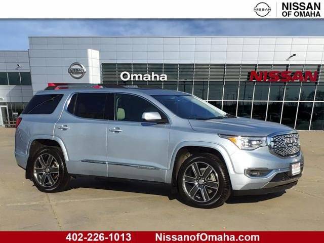 2017 GMC Acadia Denali AWD photo