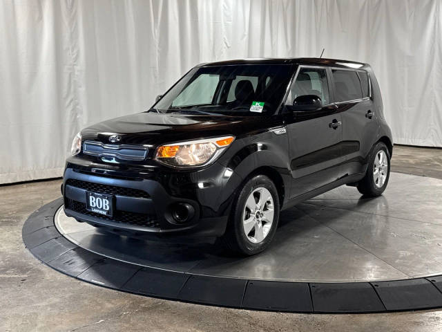 2017 Kia Soul Base FWD photo