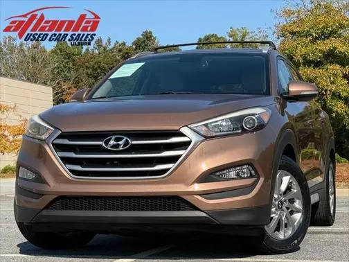 2017 Hyundai Tucson SE Plus FWD photo