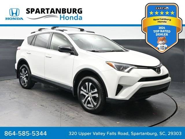2017 Toyota RAV4 LE FWD photo