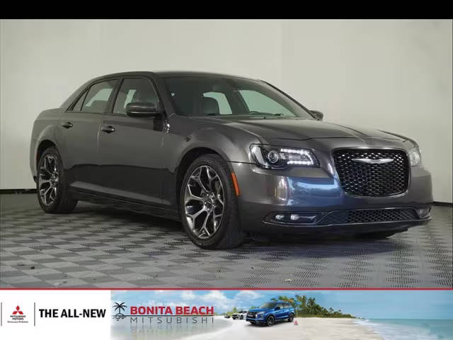 2017 Chrysler 300 300S RWD photo