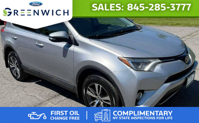 2017 Toyota RAV4 XLE AWD photo