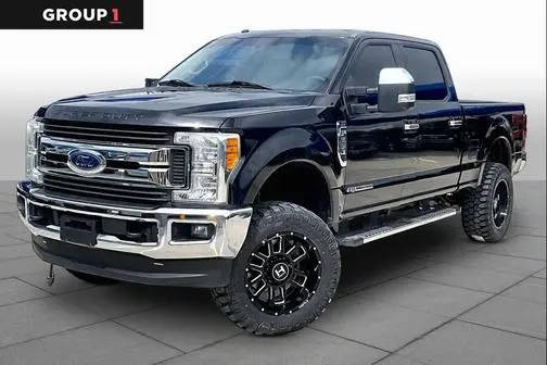 2017 Ford F-250 Super Duty XLT 4WD photo
