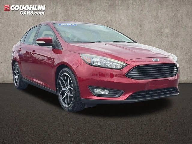 2017 Ford Focus SE FWD photo