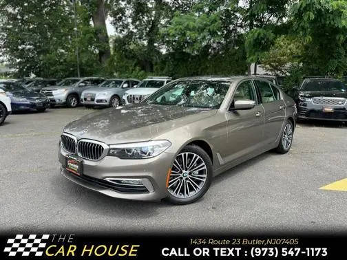 2017 BMW 5 Series 530i xDrive AWD photo