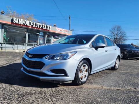 2017 Chevrolet Cruze LS FWD photo