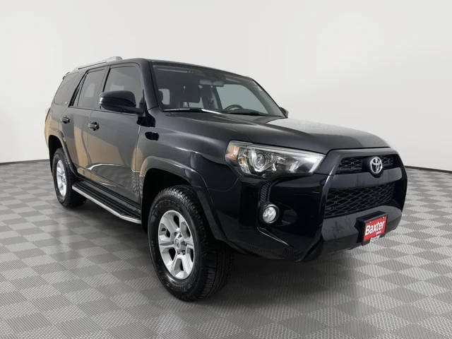 2017 Toyota 4Runner SR5 4WD photo