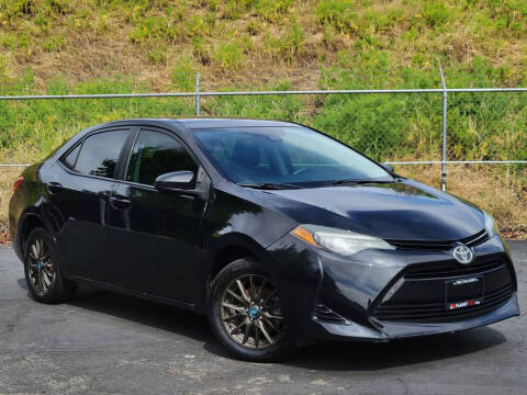 2017 Toyota Corolla LE FWD photo