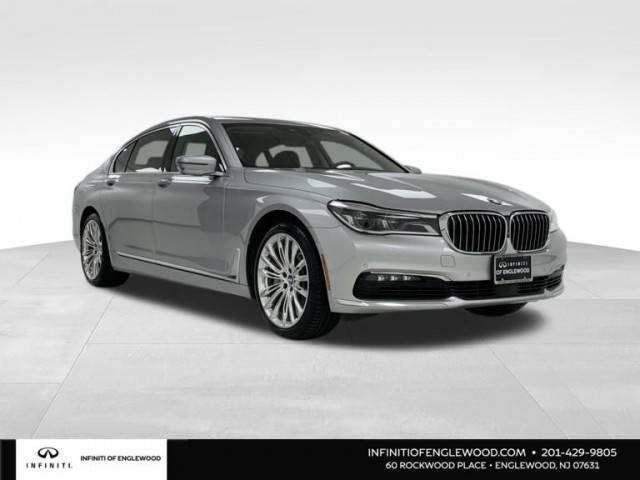 2018 BMW 7 Series 750i xDrive AWD photo