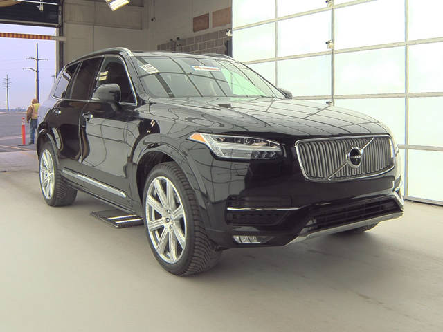 2017 Volvo XC90 Inscription AWD photo