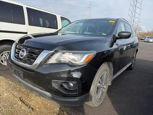 2017 Nissan Pathfinder SV 4WD photo