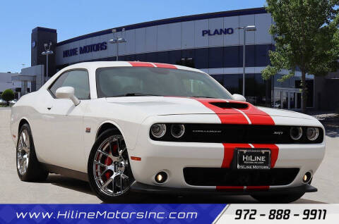 2017 Dodge Challenger SRT 392 RWD photo
